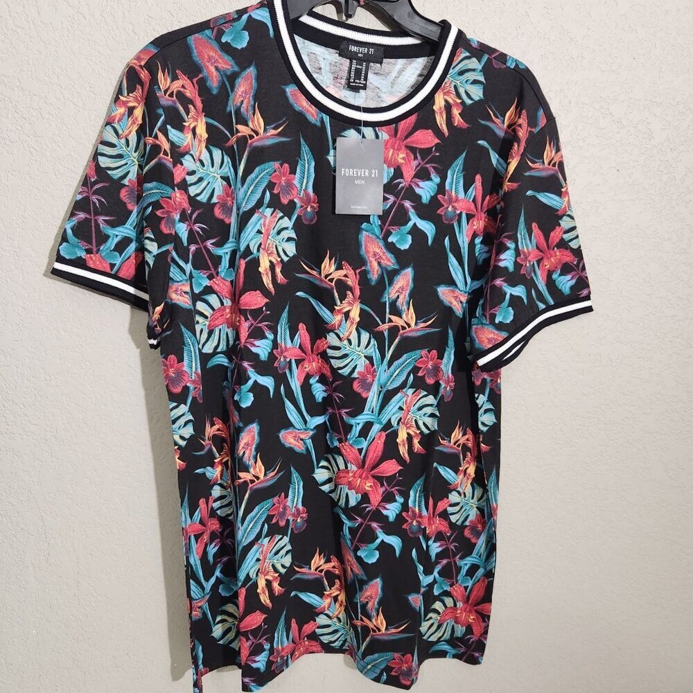 Forever 21 Mens Black Tropical Floral Print T-Shirt With White Trim Ribbed Y2K